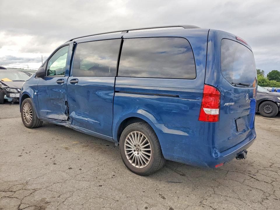 2023 MERCEDES-BENZ METRIS 2