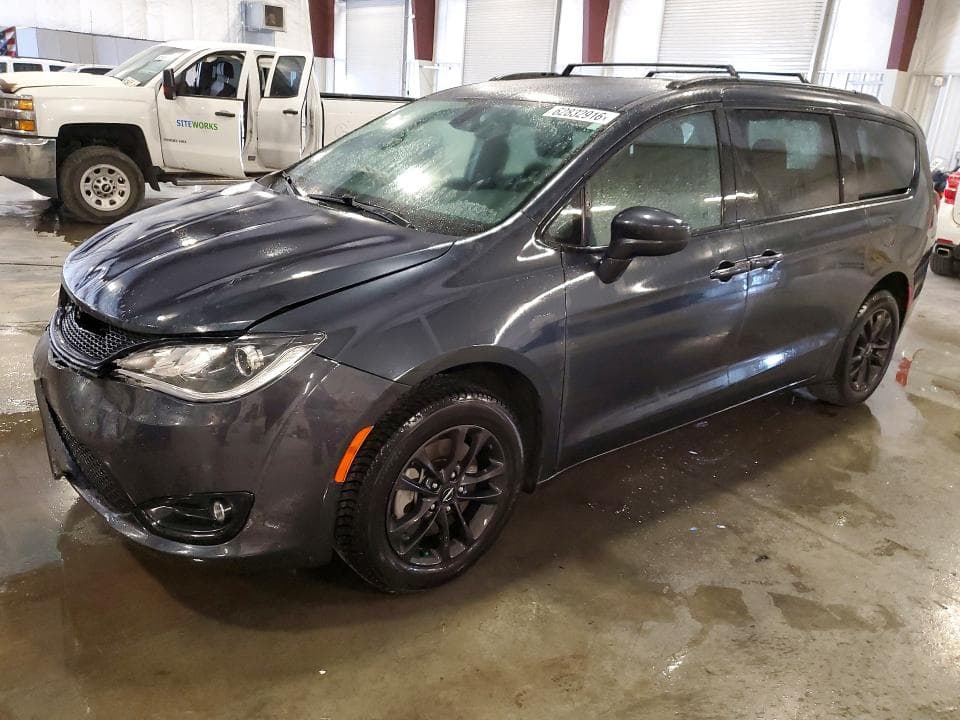 2020 CHRYSLER PACIFICA TOURING L - 1