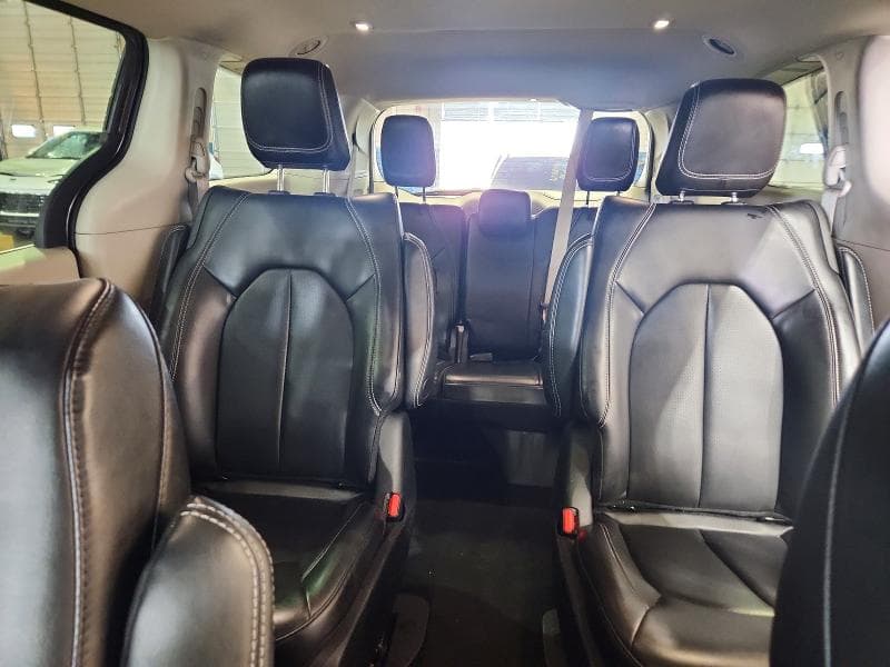 2023 CHRYSLER PACIFICA HYBRID TOURING L 10