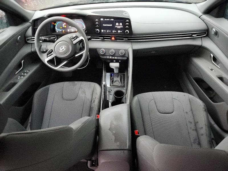2026 HYUNDAI ELANTRA SE 8