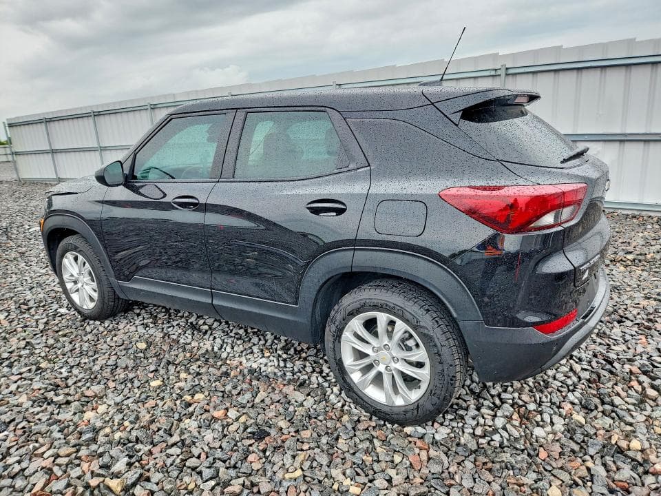 2023 CHEVROLET TRAILBLAZER LS 2