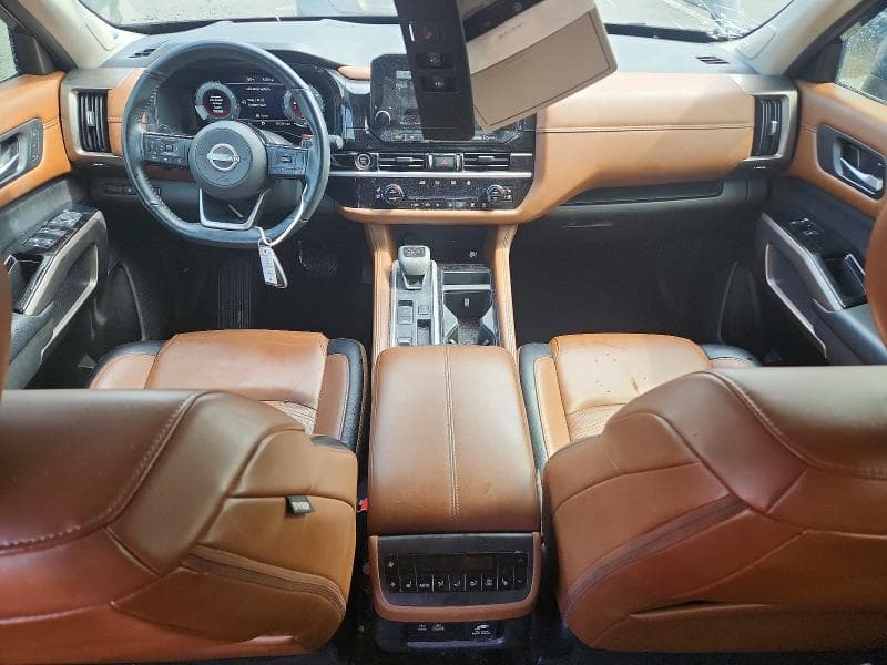 2024 NISSAN PATHFINDER PLATINUM 8