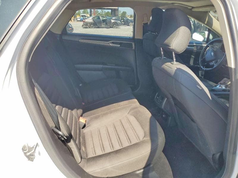 2019 FORD FUSION SE 10