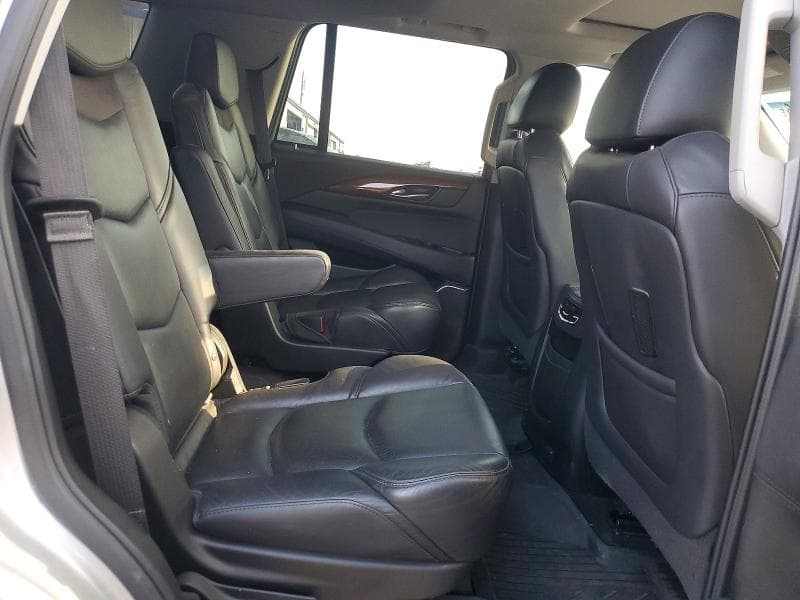 2018 CADILLAC ESCALADE LUXURY 11
