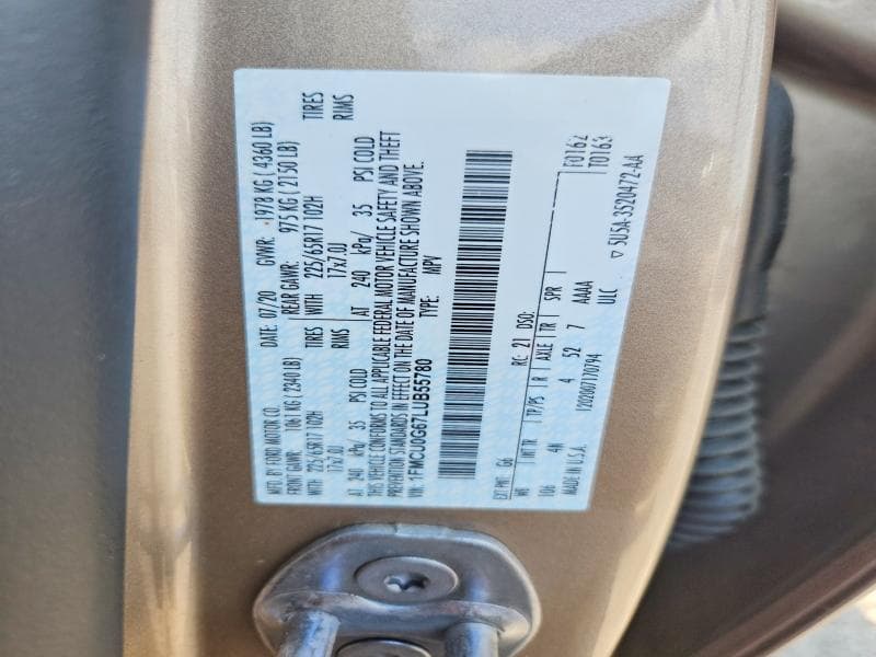 2020 FORD ESCAPE SE 12