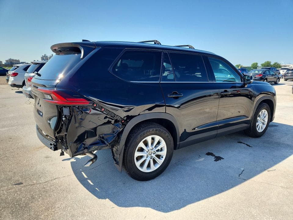 2025 TOYOTA GRAND HIGHLANDER XLE 3