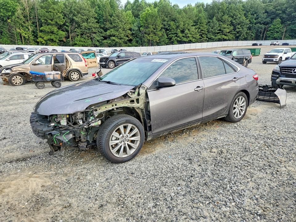 2017 TOYOTA CAMRY HYBRID XLE - 1