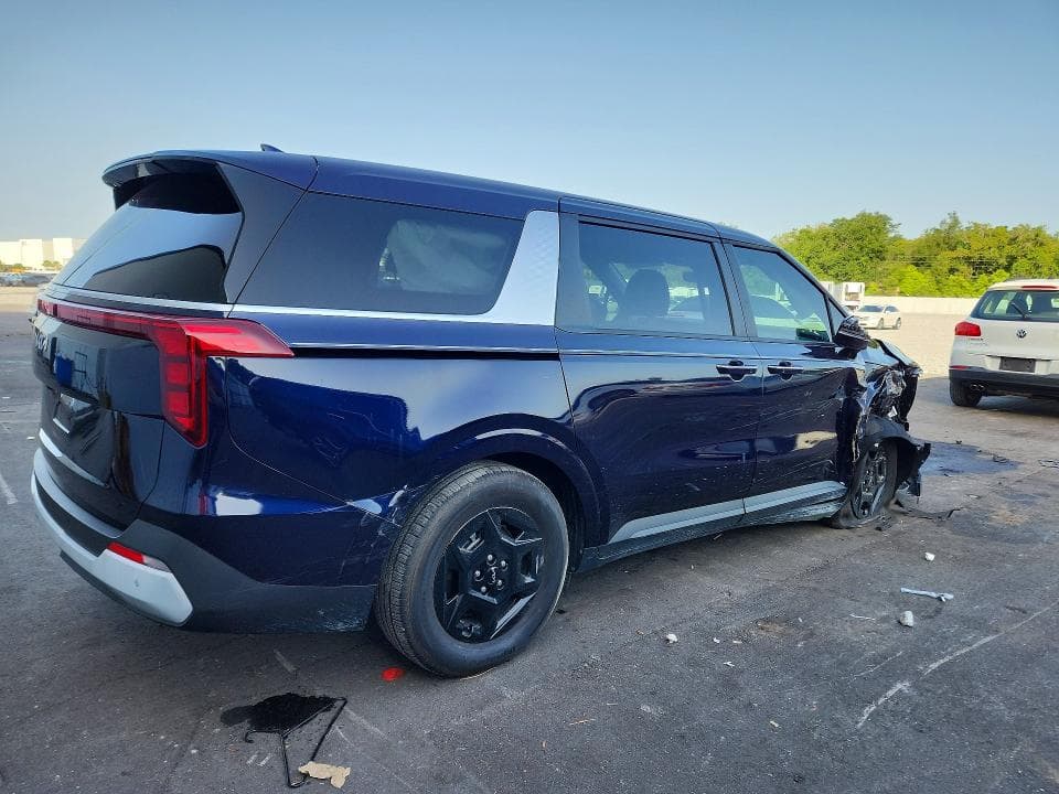 2026 KIA CARNIVAL EX 3