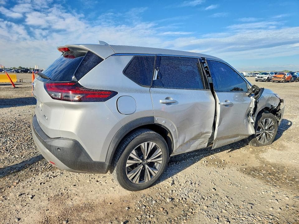 2021 NISSAN ROGUE SV 3