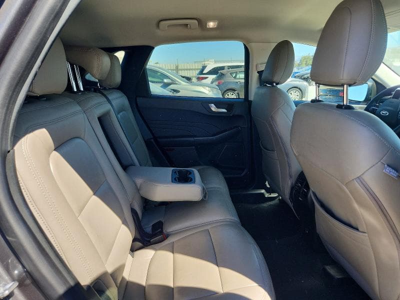 2021 FORD ESCAPE SE 11