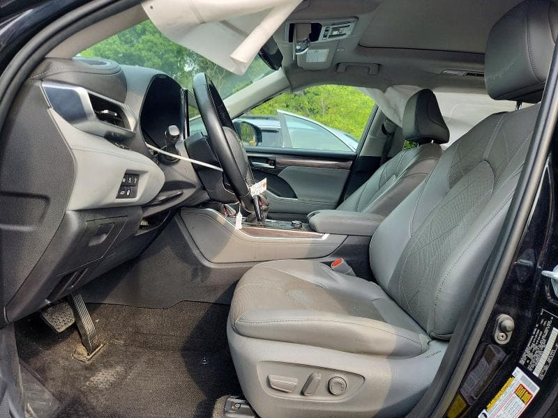 2023 TOYOTA HIGHLANDER PLATINUM 7