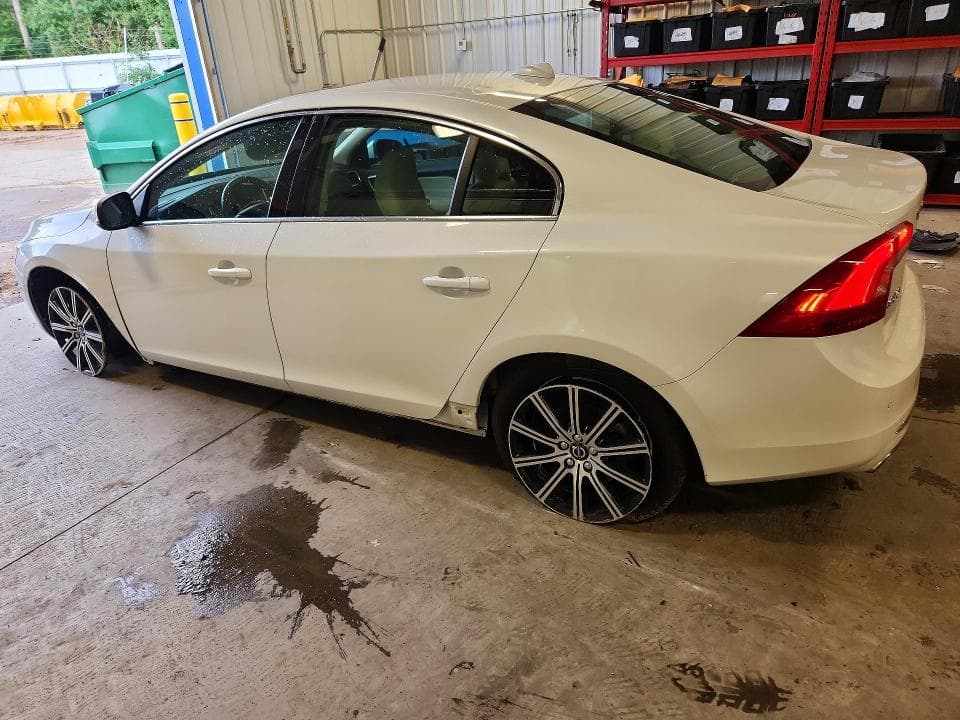 2018 VOLVO S60 PREMIER 2