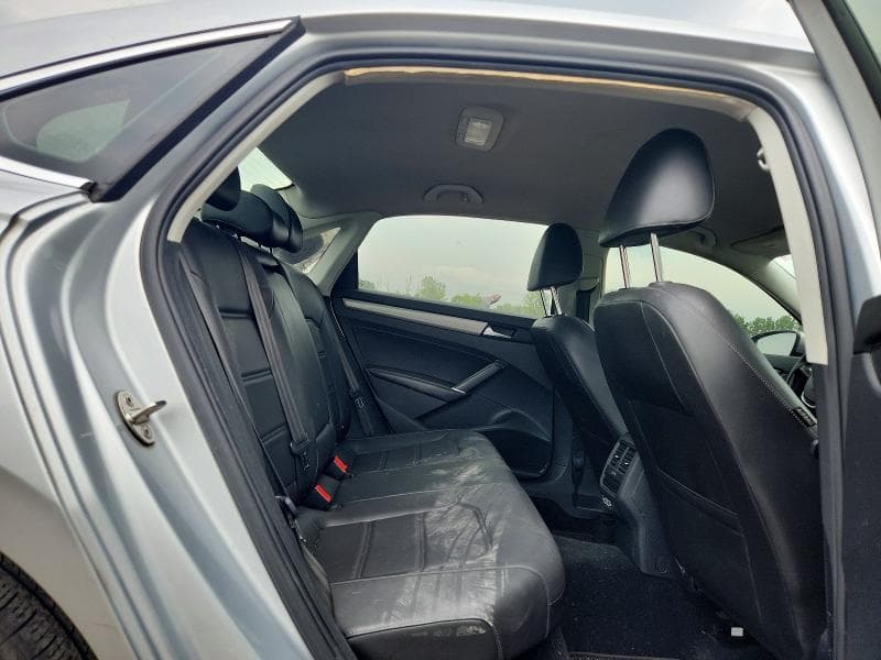 2020 VOLKSWAGEN PASSAT SE 10