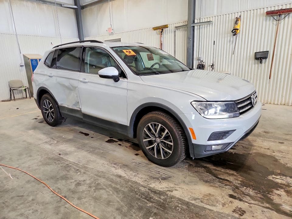 2018 VOLKSWAGEN TIGUAN SE 4
