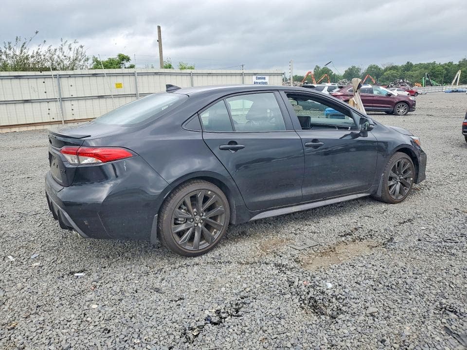 2026 TOYOTA COROLLA SE 3