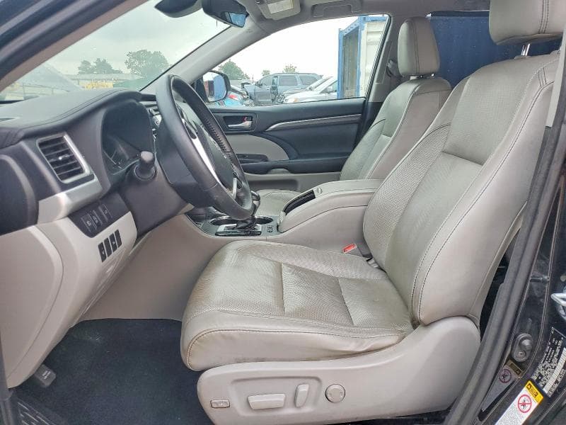 2017 TOYOTA HIGHLANDER LIMITED 7