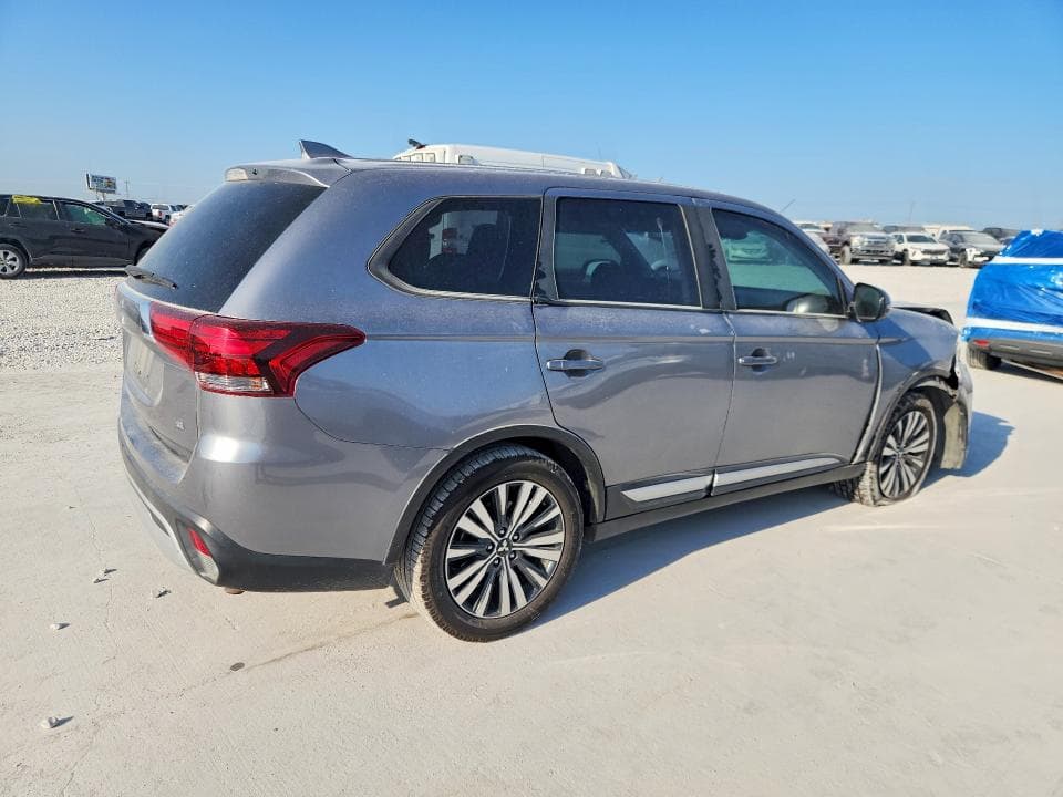 2020 MITSUBISHI OUTLANDER SE 3