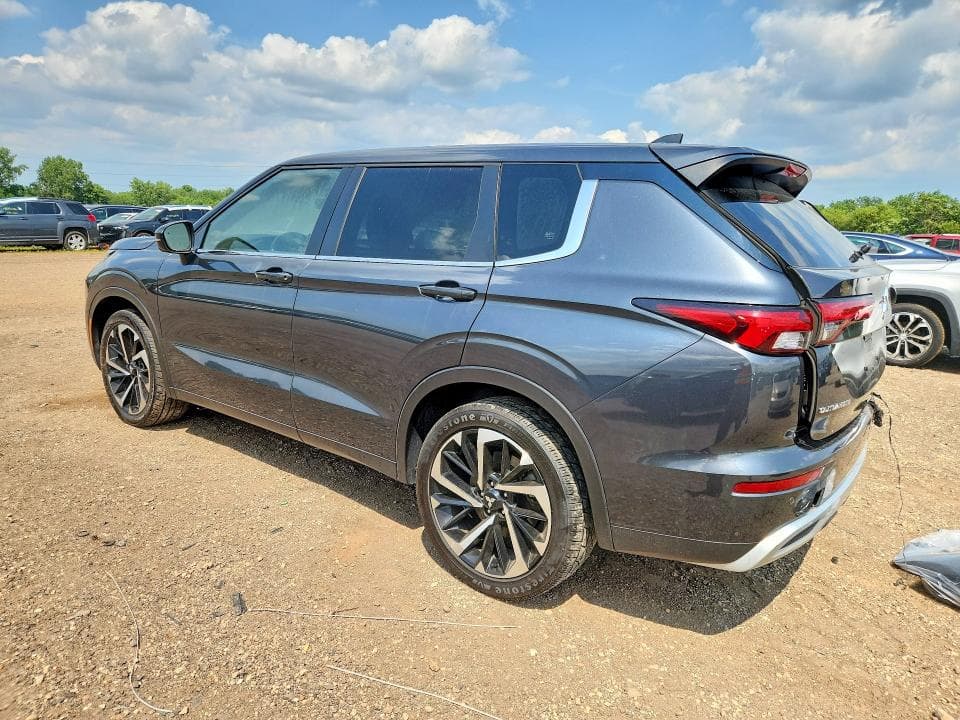 2024 MITSUBISHI OUTLANDER SE 2