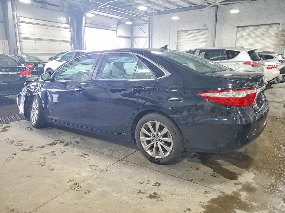 2017 TOYOTA CAMRY HYBRID XLE 2