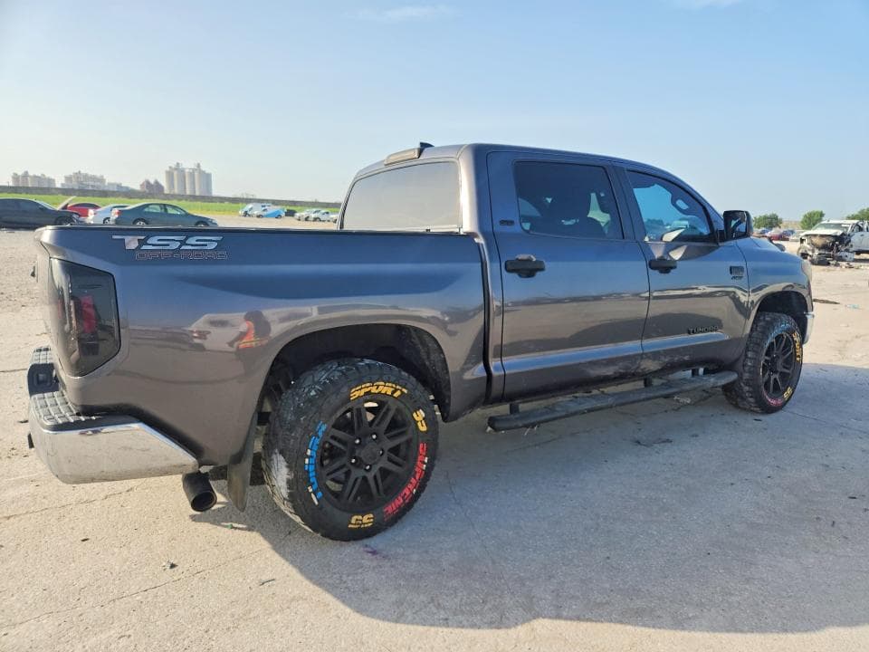 2020 TOYOTA TUNDRA CREWMAX SR5 3