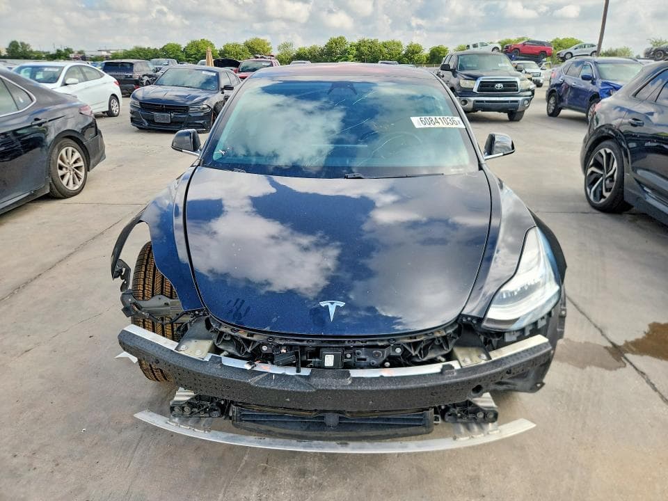 2018 TESLA MODEL 3 5