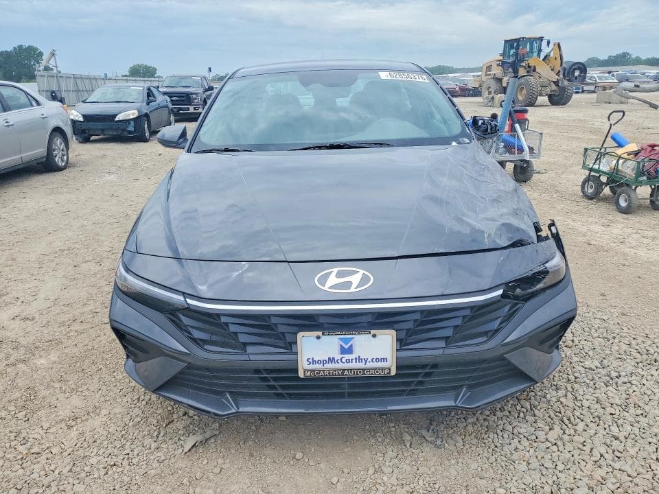 2026 HYUNDAI ELANTRA SE 5