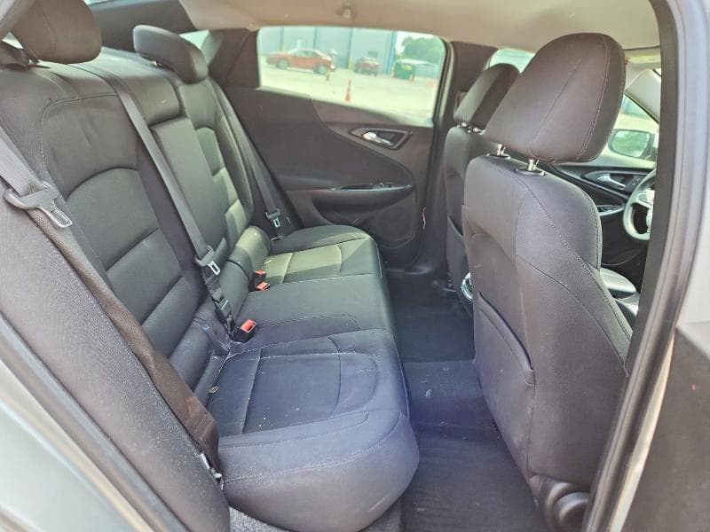2017 CHEVROLET MALIBU LT 10