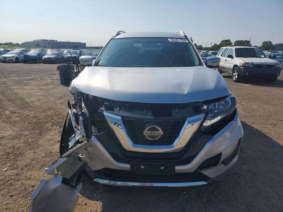 2018 NISSAN ROGUE SV 5