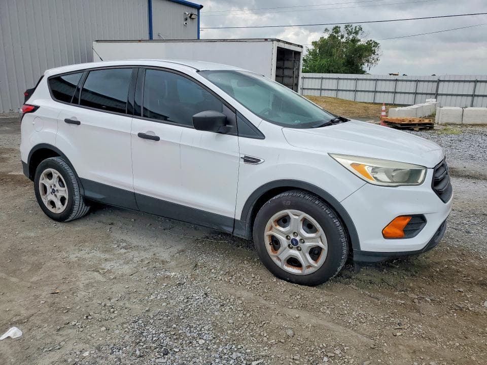 2017 FORD ESCAPE S 4