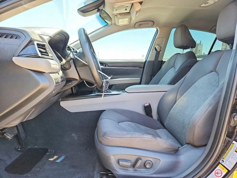 2018 TOYOTA CAMRY LE 7