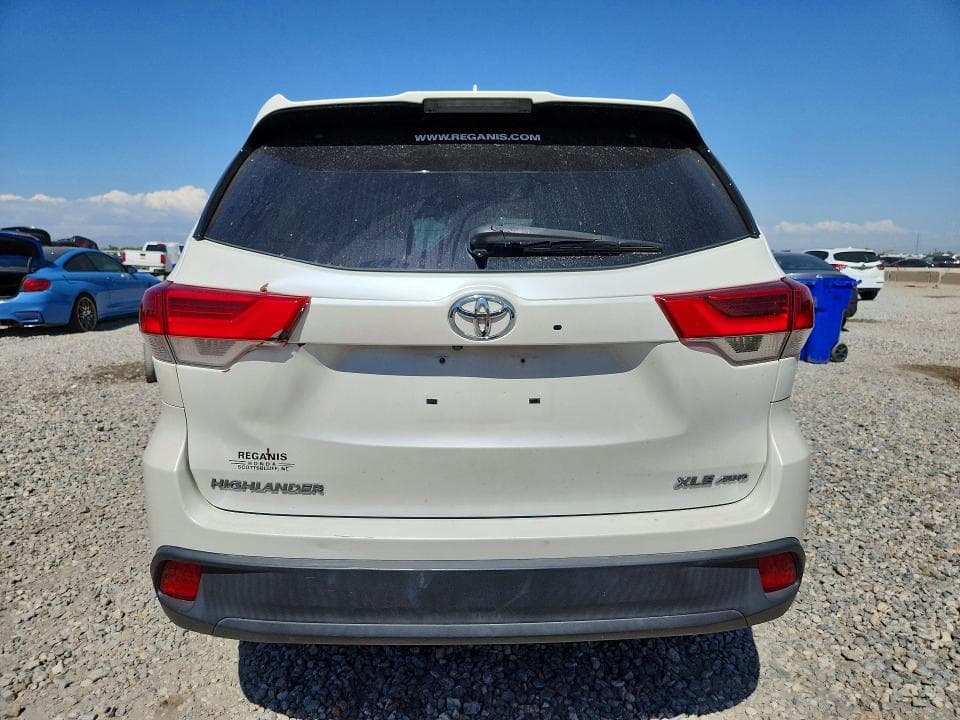 2018 TOYOTA HIGHLANDER XLE 6
