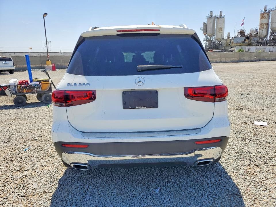 2020 MERCEDES-BENZ GLB 250 6