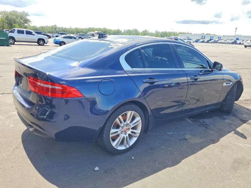 2019 JAGUAR XE PREMIUM 3