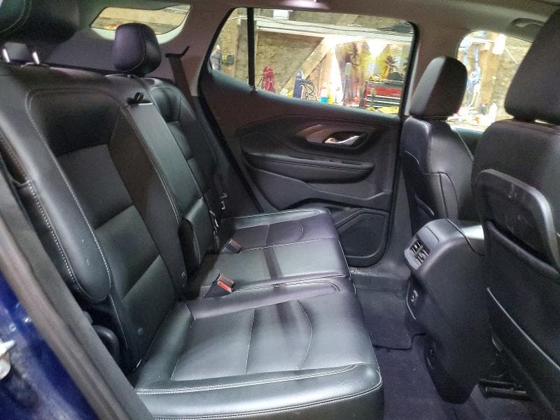 2022 GMC TERRAIN SLT 11