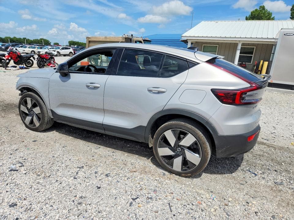 2023 VOLVO C40 RECHARGE PLUS 2