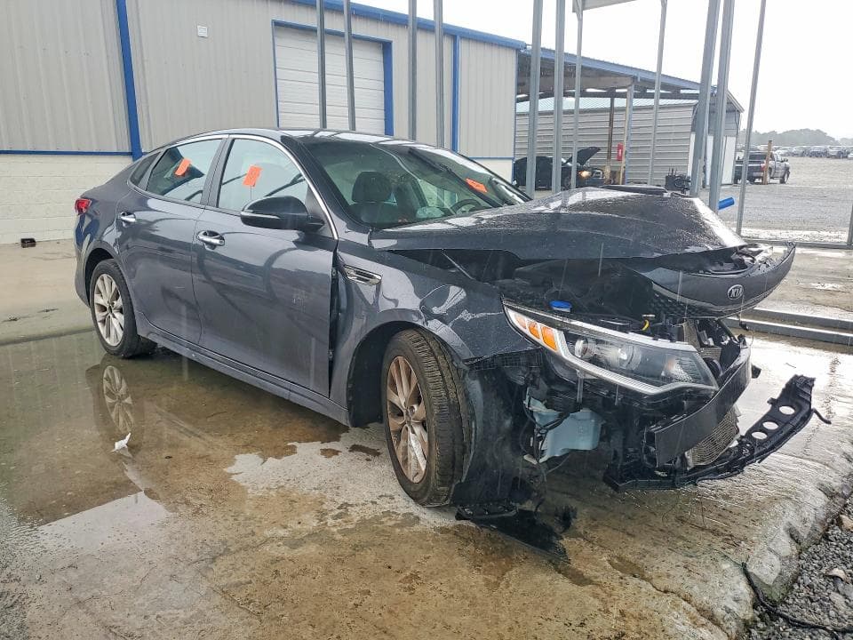 2018 KIA OPTIMA S 4