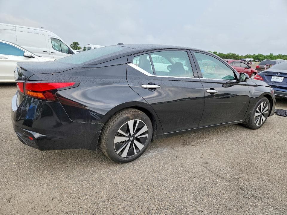 2021 NISSAN ALTIMA SL 3