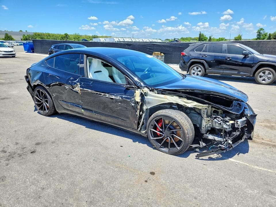 2026 TESLA MODEL 3 4