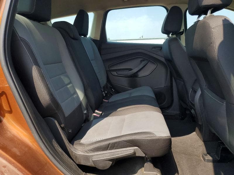 2017 FORD ESCAPE S 10