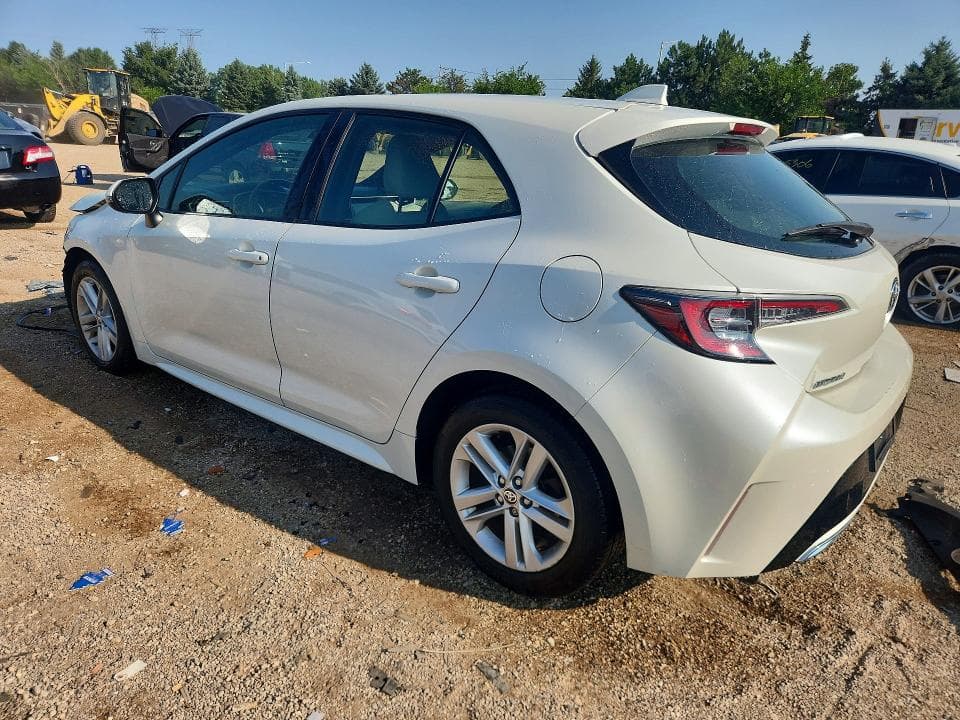 2019 TOYOTA COROLLA HATCHBACK SE 2