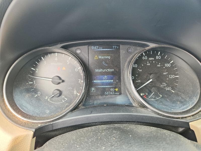 2017 NISSAN ROGUE SV 9