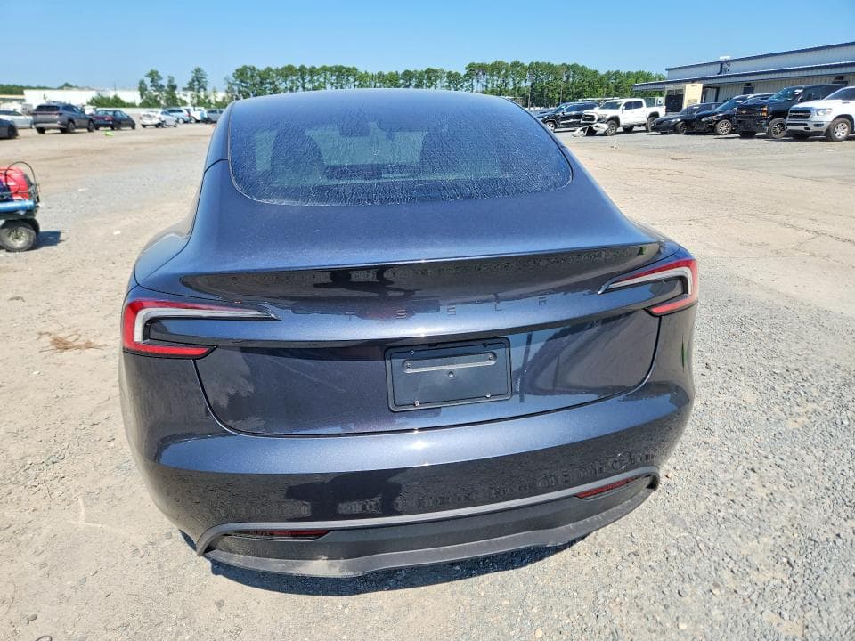 2026 TESLA MODEL 3 6