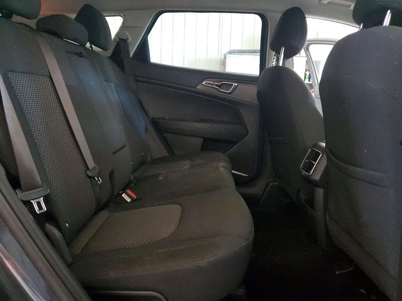 2023 KIA SPORTAGE LX 11