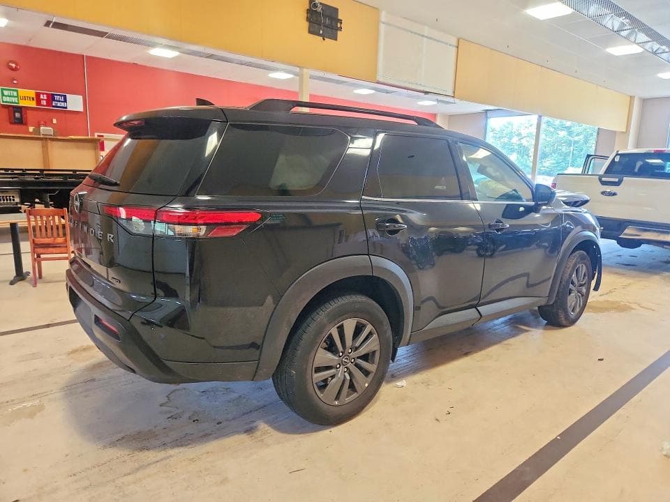 2026 NISSAN PATHFINDER SV 3