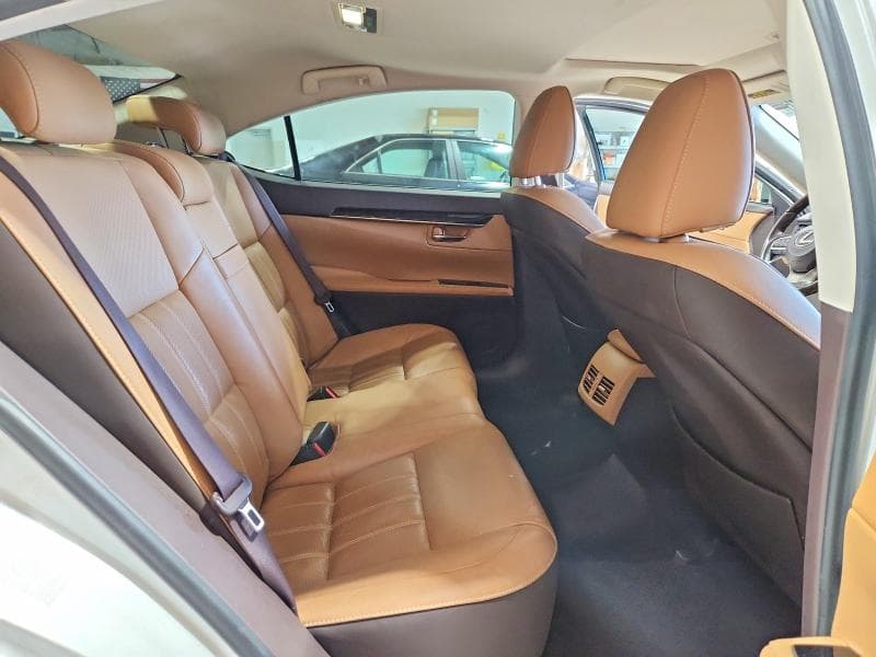 2017 LEXUS ES 350 10