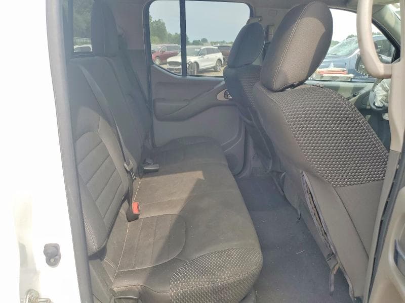2019 NISSAN FRONTIER DESERT RUNNER 10