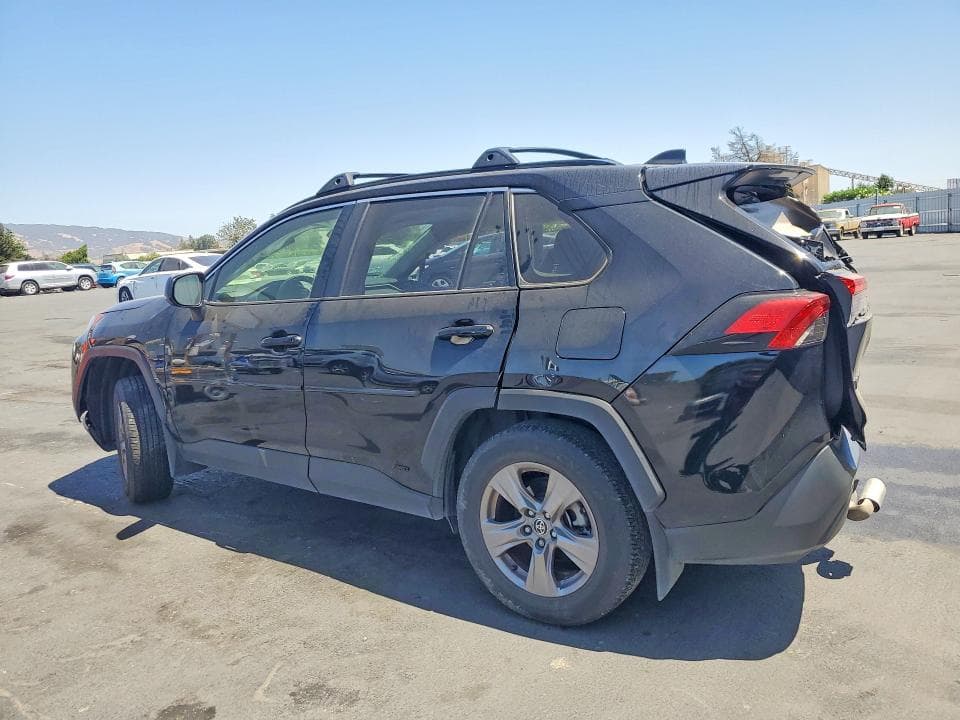 2024 TOYOTA RAV4 LE 2