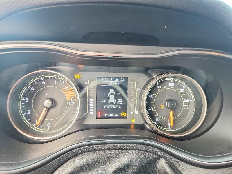 2019 JEEP CHEROKEE LATITUDE PLUS 9
