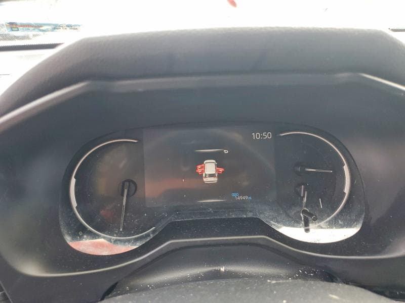 2024 TOYOTA RAV4 LE 9
