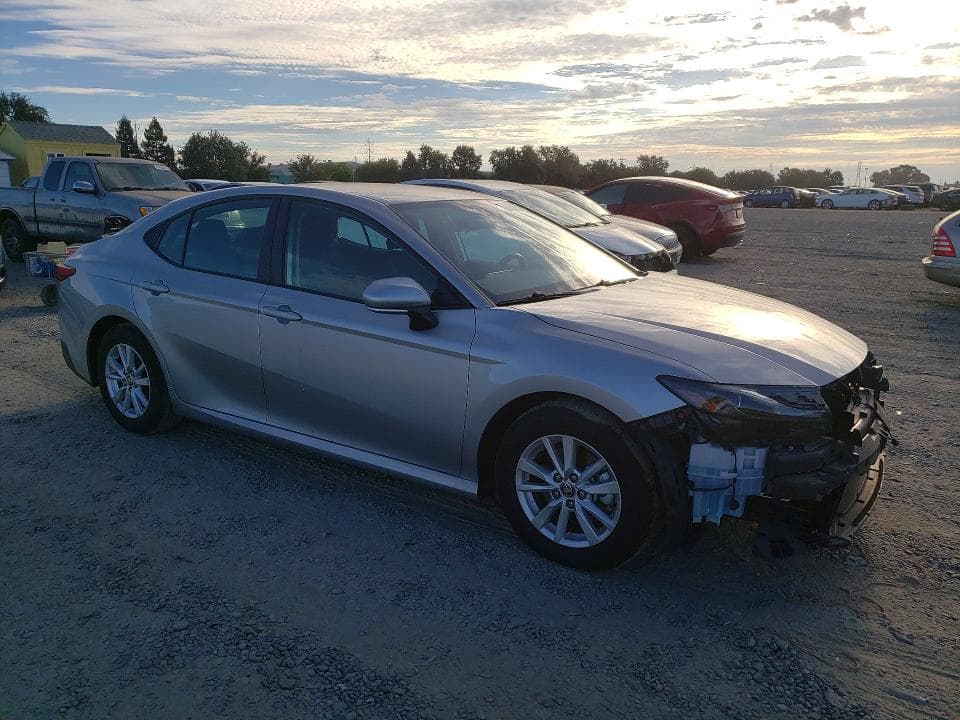 2025 TOYOTA CAMRY LE 4